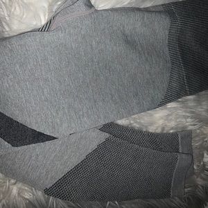 FASHION NOVA LEGGINGS